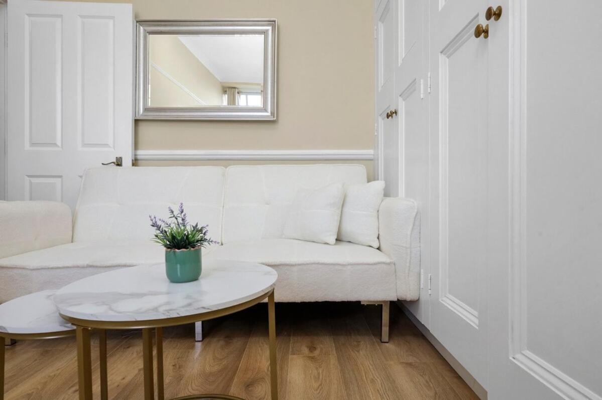 Furnished In Chelsea Appartamento